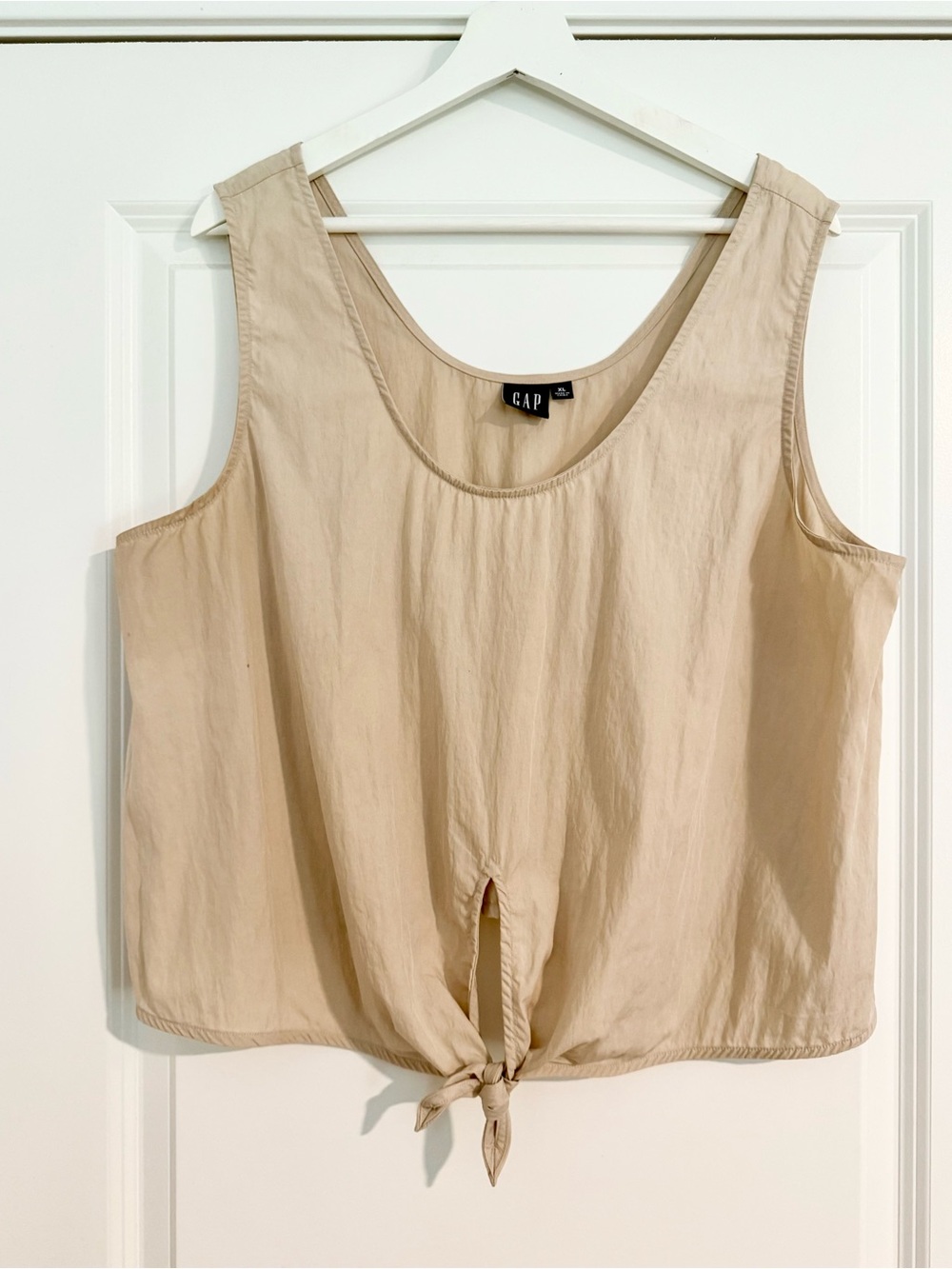 MOVING SALE | New GAP Women's Beige Tie-Front Sleeveless Nylon Top, Size XL